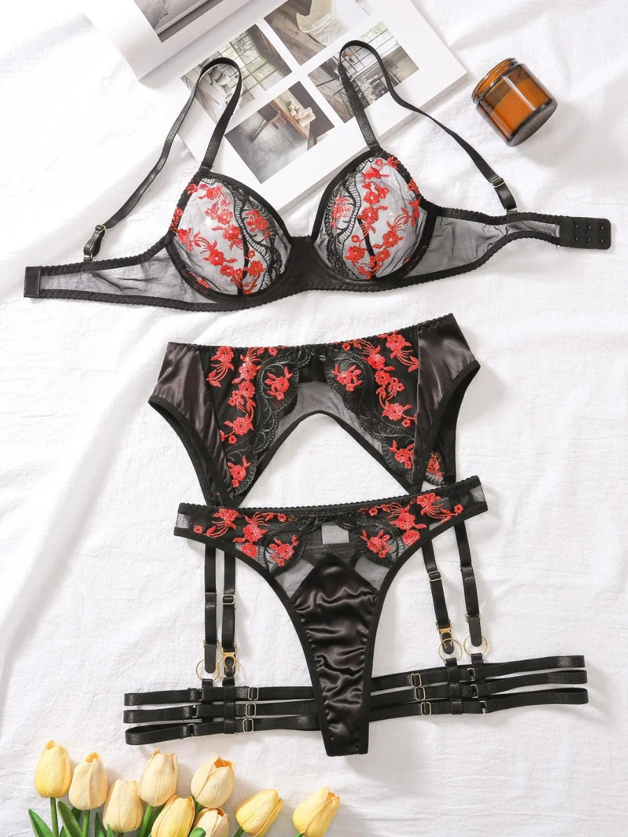 JOANNE LINGERIE SET