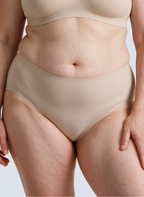 Seamless High-Waist Brief