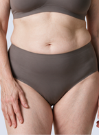 Seamless High-Waist Brief