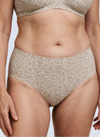 Seamless High-Waist Brief