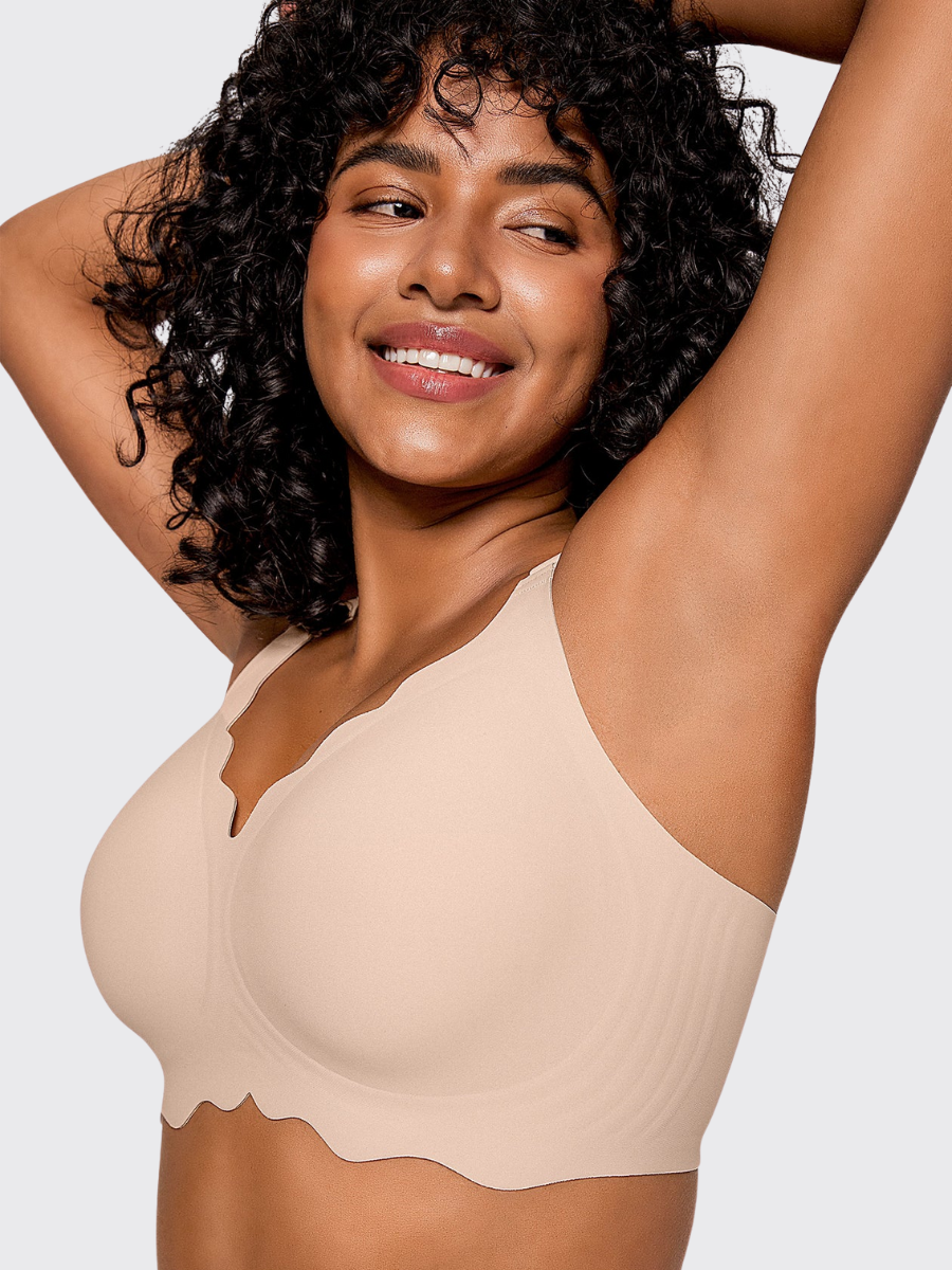 Seamless Scalloped Bra